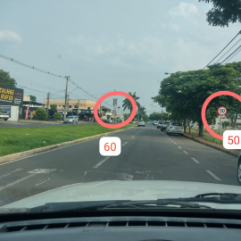 50 ou 60 km/h? Sinalização de avenida do Paraná confunde motoristas; entenda