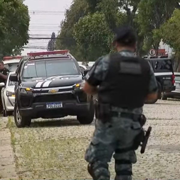 reconstituição casa de passagem curitiba