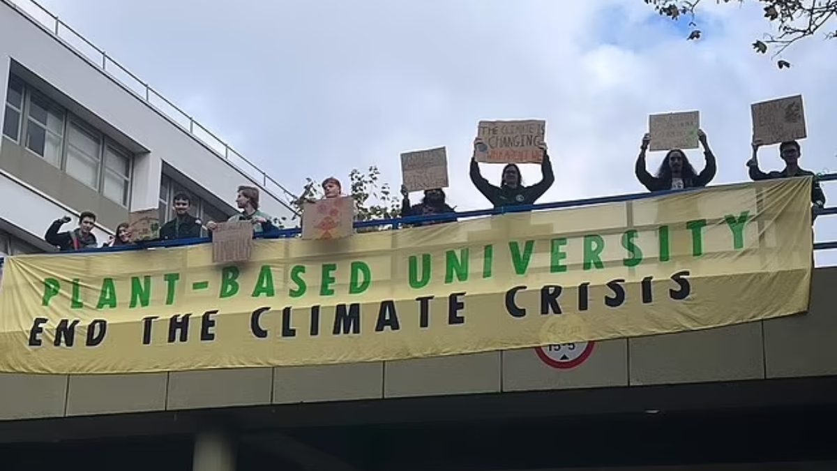  estudantes são proibidos de comer carne por grupo vegano 