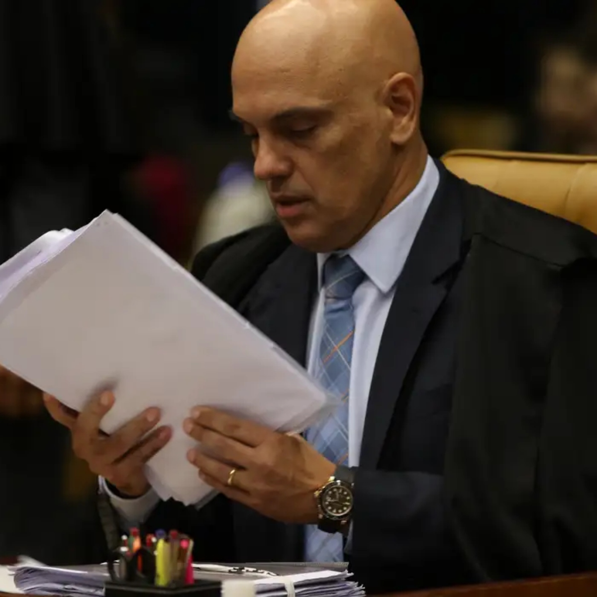  STF inicia julgamento de mais cinco do 8/1; Moraes vota por 17 anos de prisão 