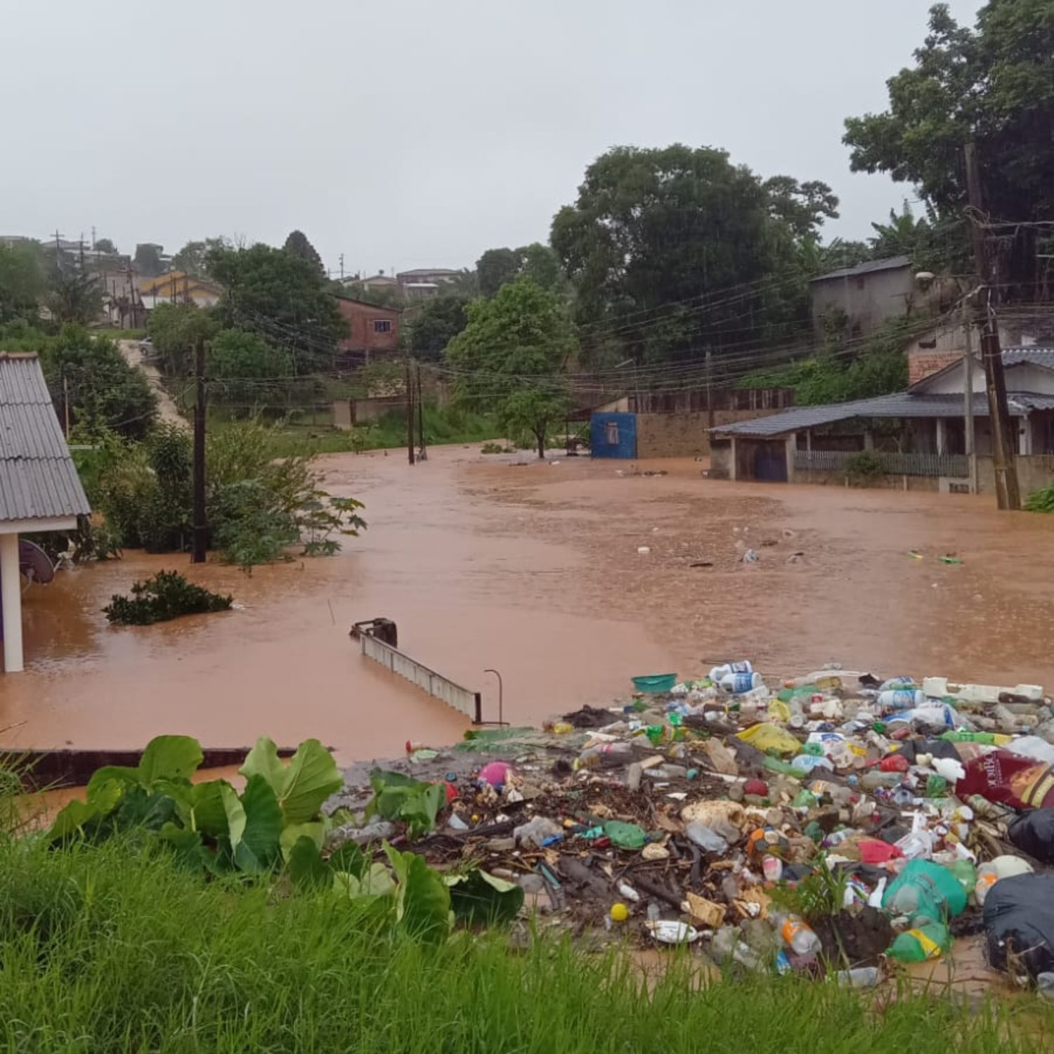  Almirante Tamandaré alagamentos temporal 