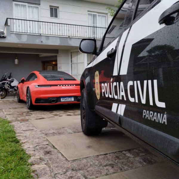 Carros de luxo, jet-ski e R$ 8 milhões: Polícia faz operação contra  influencer do 'Jogo do Tigrinho'; veja fotos