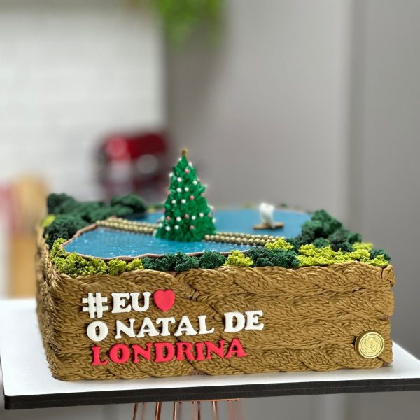 Bolo com decoração inspirada no Natal de Londrina