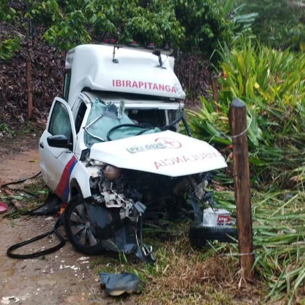 Ambulância após acidente