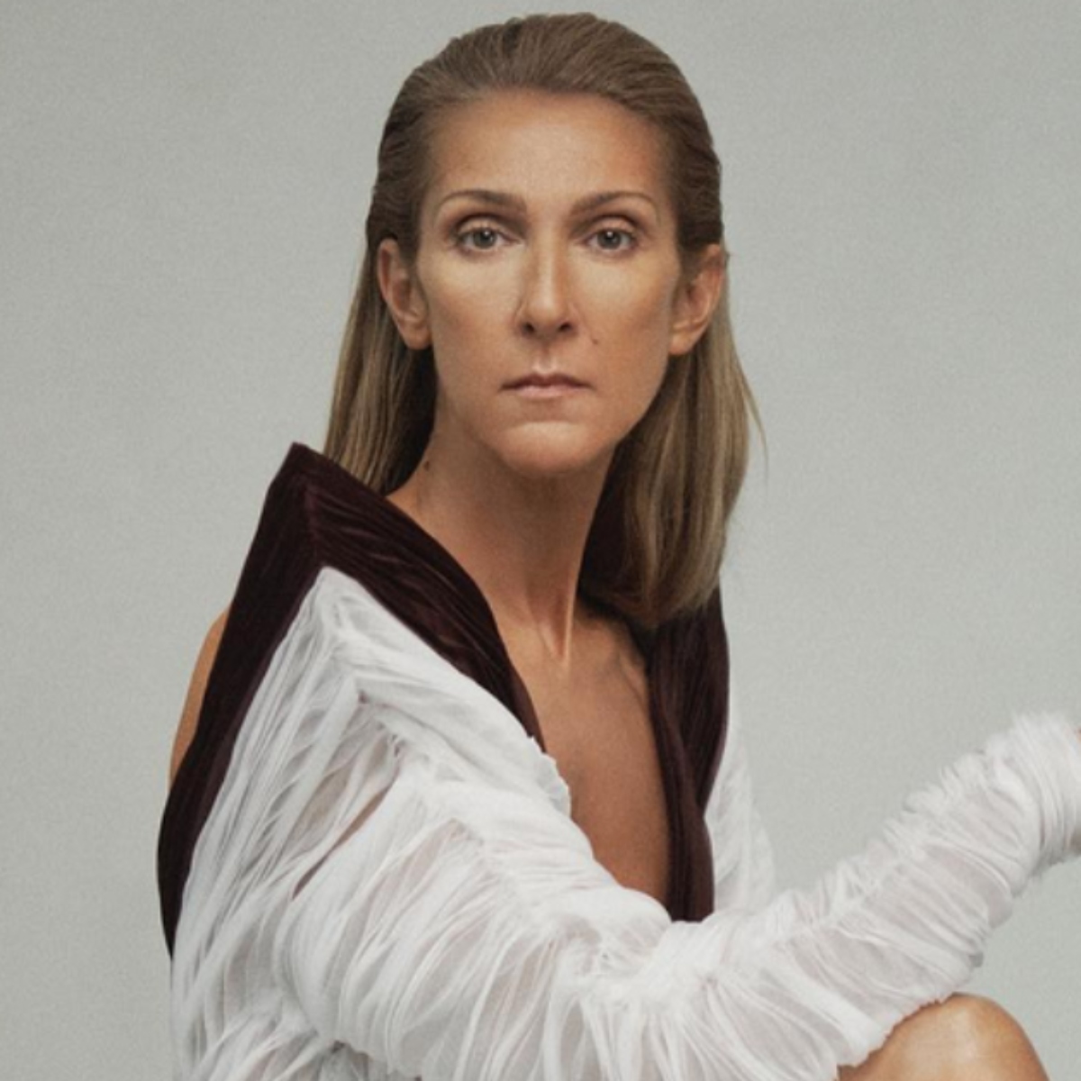  Céline Dion perdeu controle dos músculos após doença rara, diz irmã 