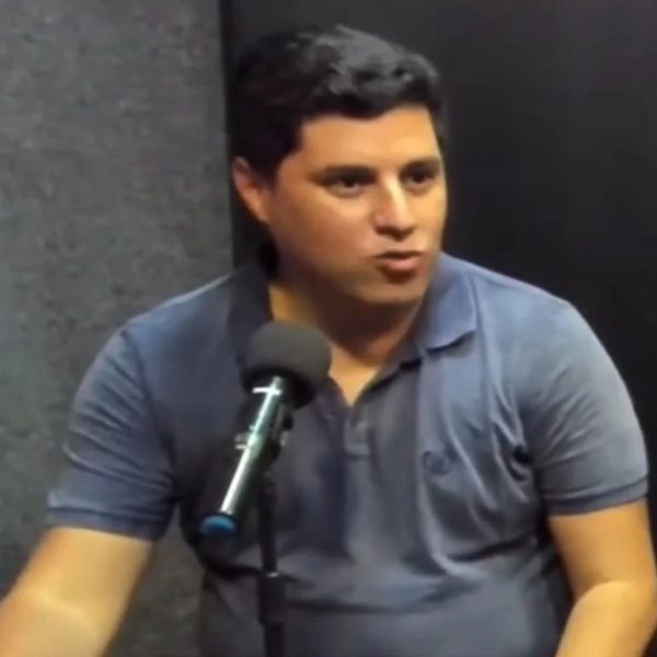 Jornalista e pré-candidato a prefeito é assassinado a tiros; suspeito fugiu