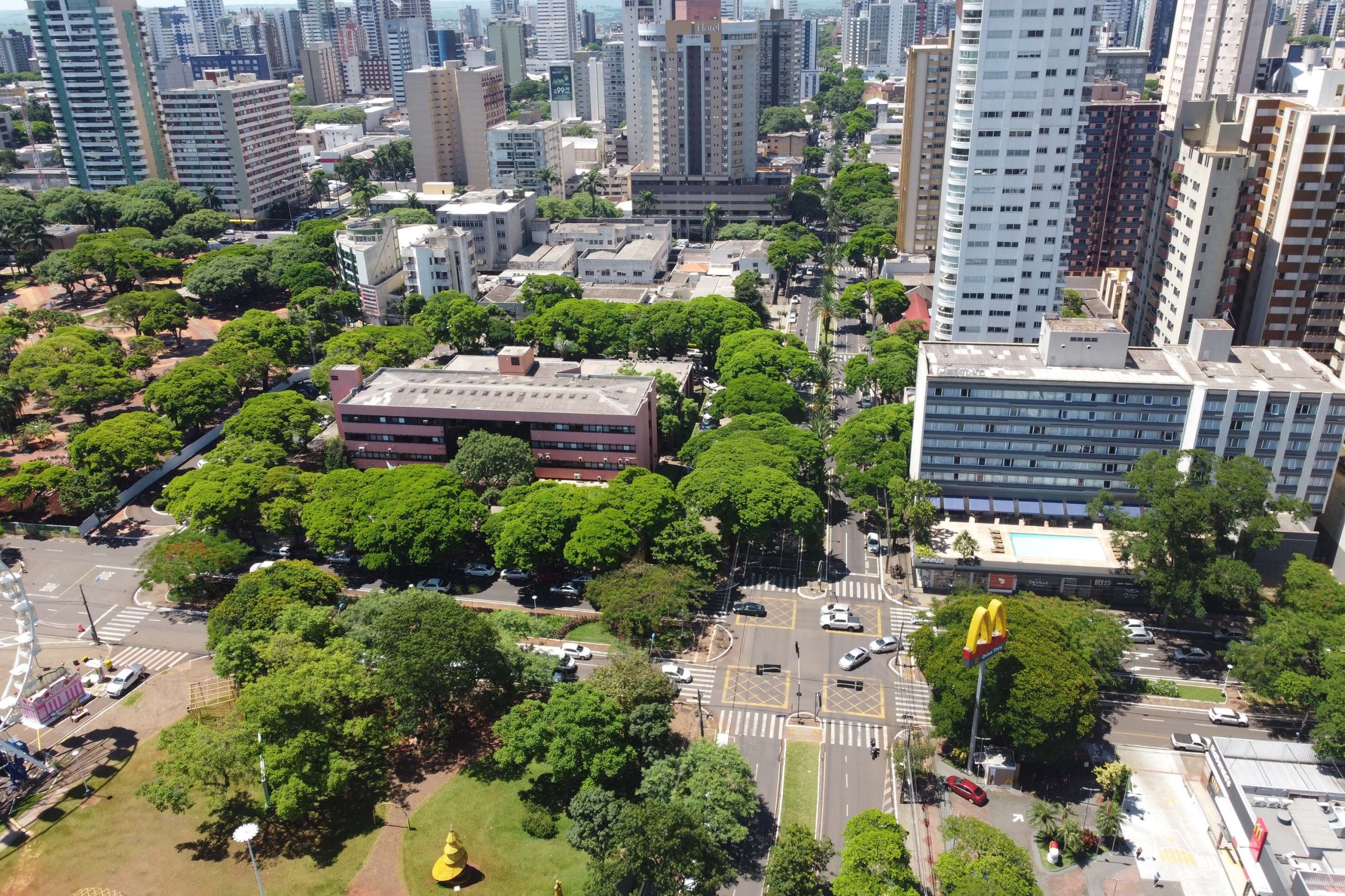  Chuva e sol: confira a previsão do tempo para Maringá nesta quinta (7) 