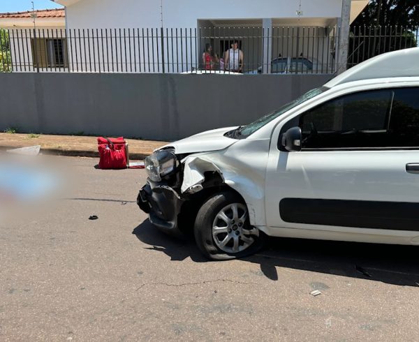 carro batido em acidente que matou motoboy