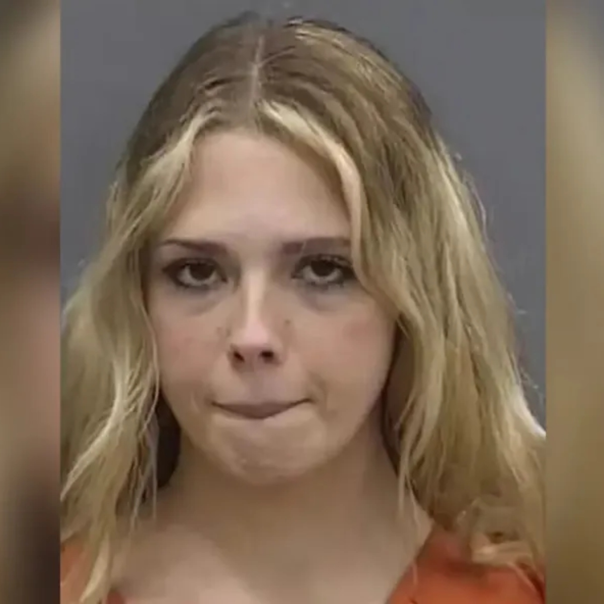  Mulher é detida por fingir ter 14 anos para fazer sexo com alunos do ensino médio 