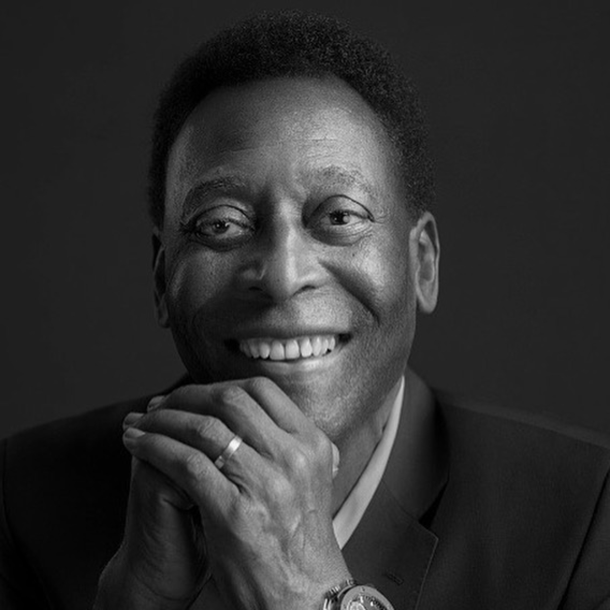  Morte de Pelé completa 1 ano e astro recebe homenagens do mundo do futebol 