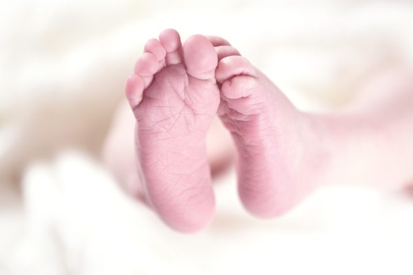 pés de bebês