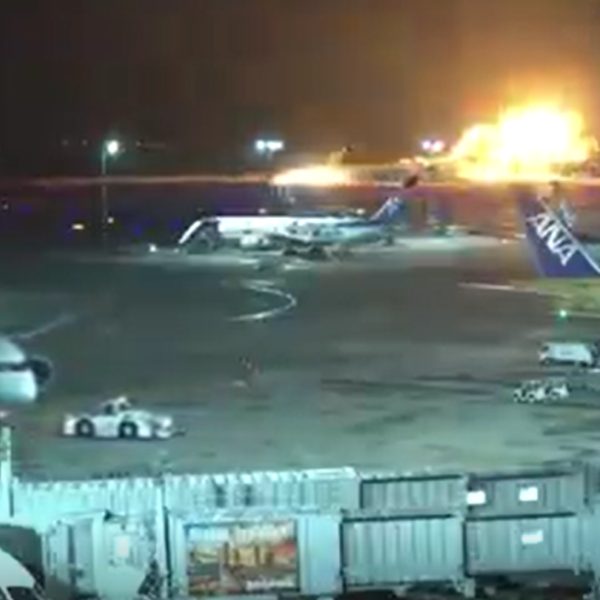 Acidente entre aviões deixa seis mortos
