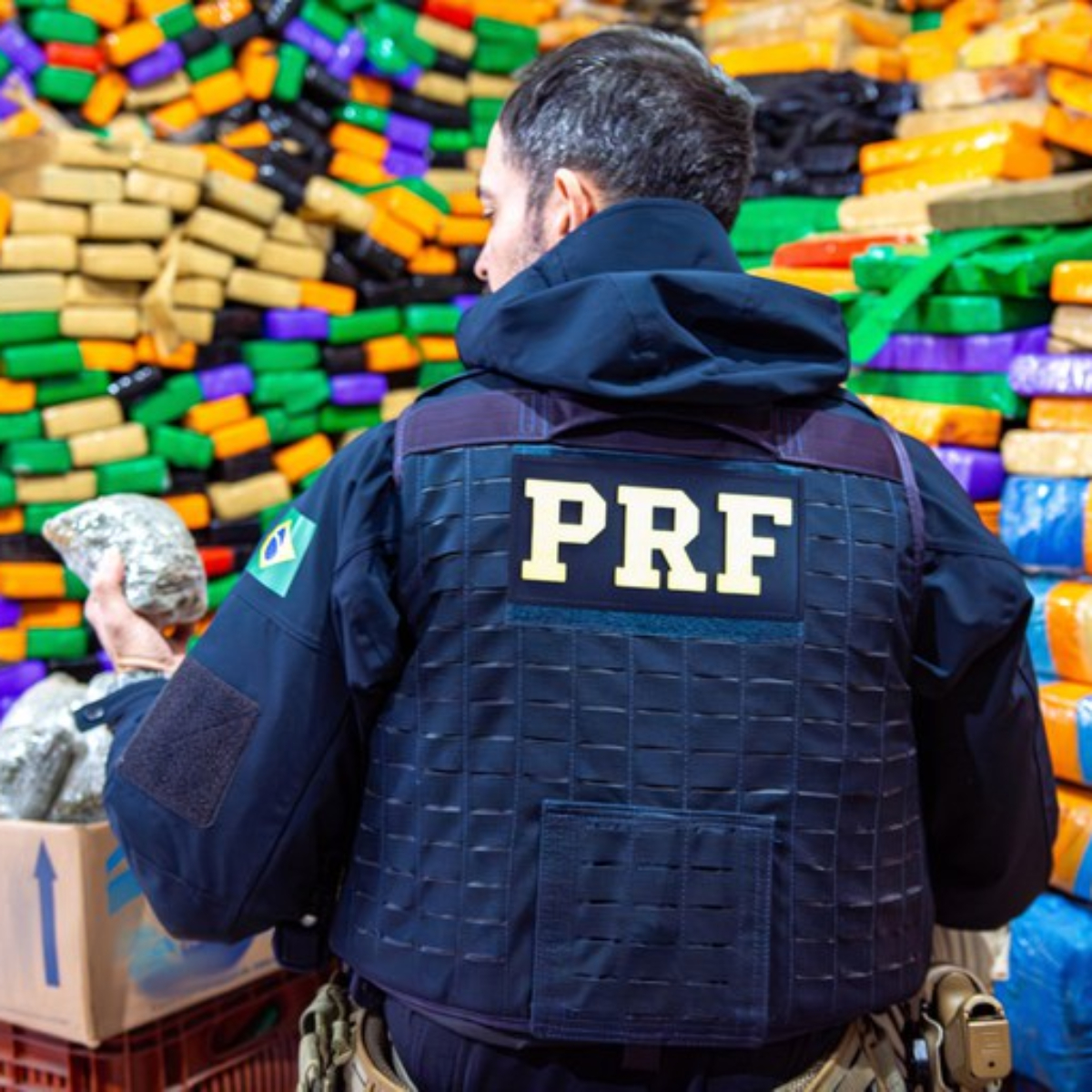  Polícia Rodoviária Federal do Paraná apreendeu 195 toneladas de drogas em 2023 