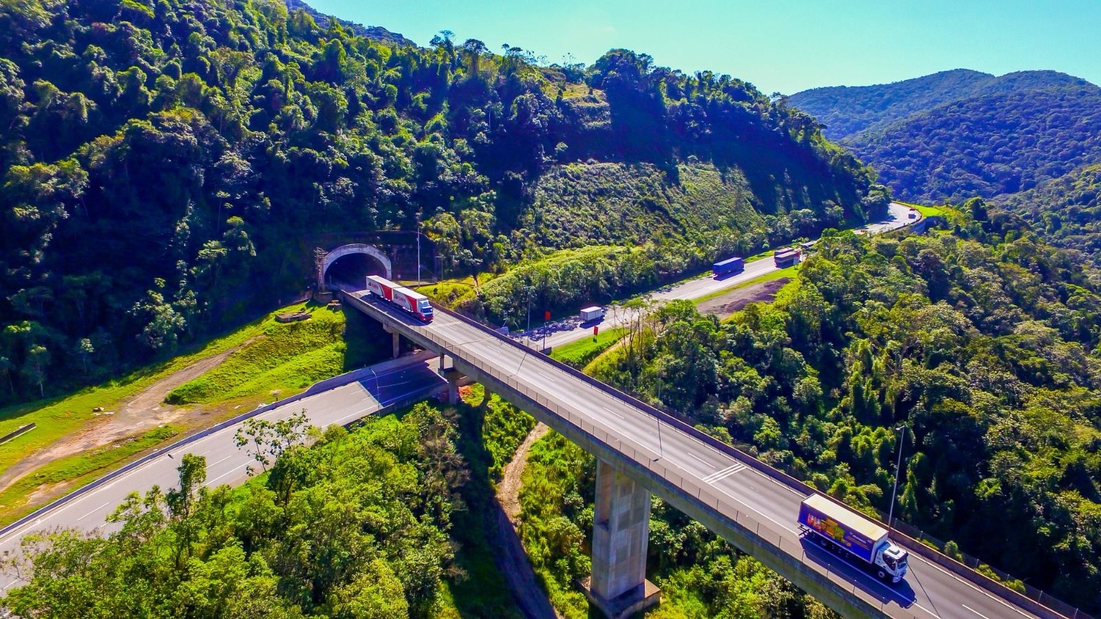  Praças estão em BR-116, entre Paraná e São Paulo 