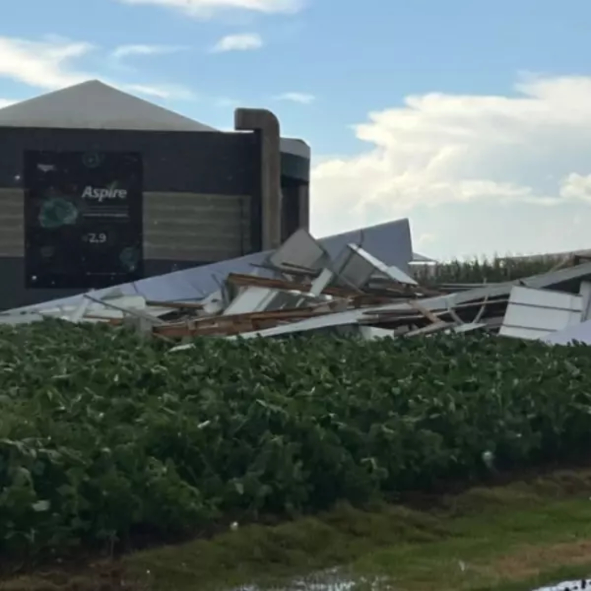  Evento da cooperativa C.Vale foi destruído durante vendaval em Palotina 