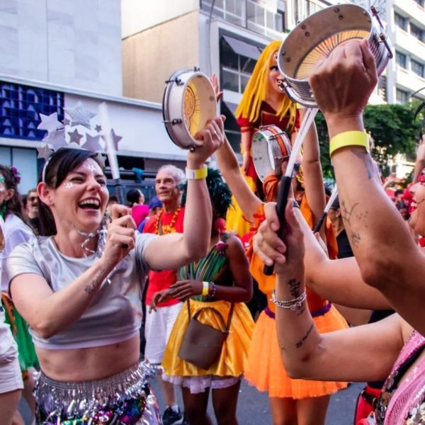 Pré-carnaval! Confira a agenda dos blocos de rua até o fim do mês