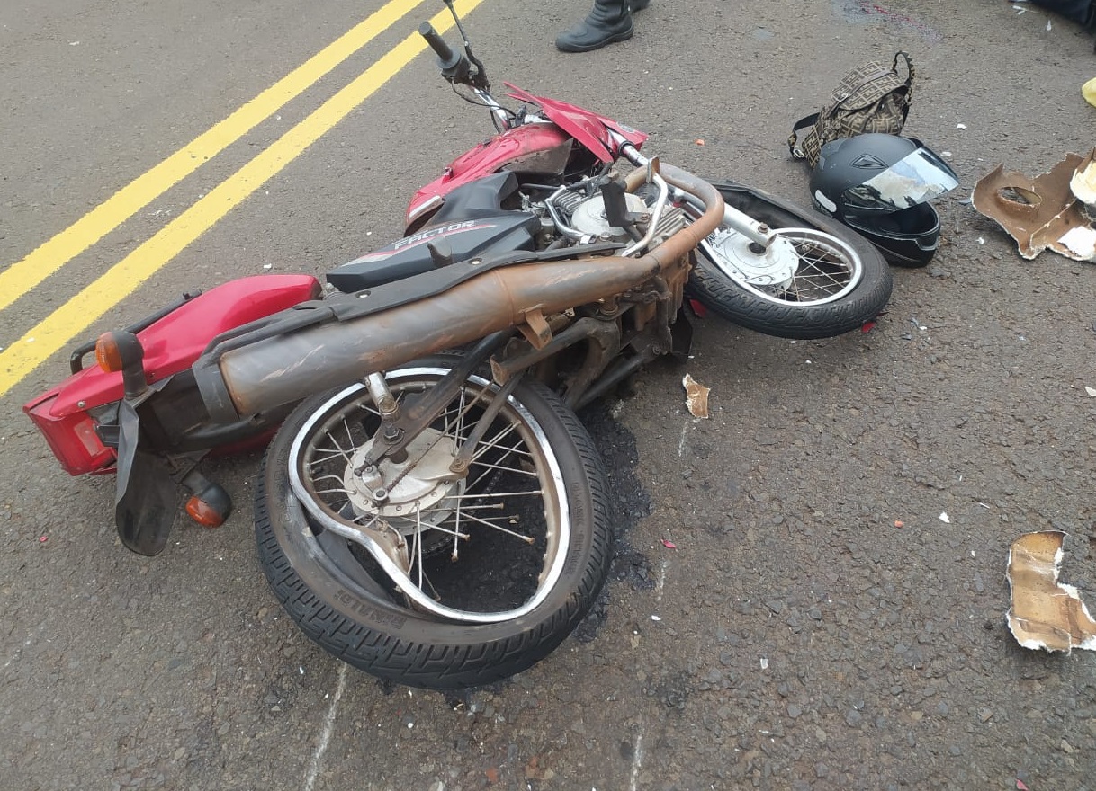  motocicleta envolvida em acidente com caminhão que matou motociclista 