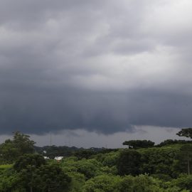 Chuva e trovoadas: veja a previsão do tempo para Maringá esta semana