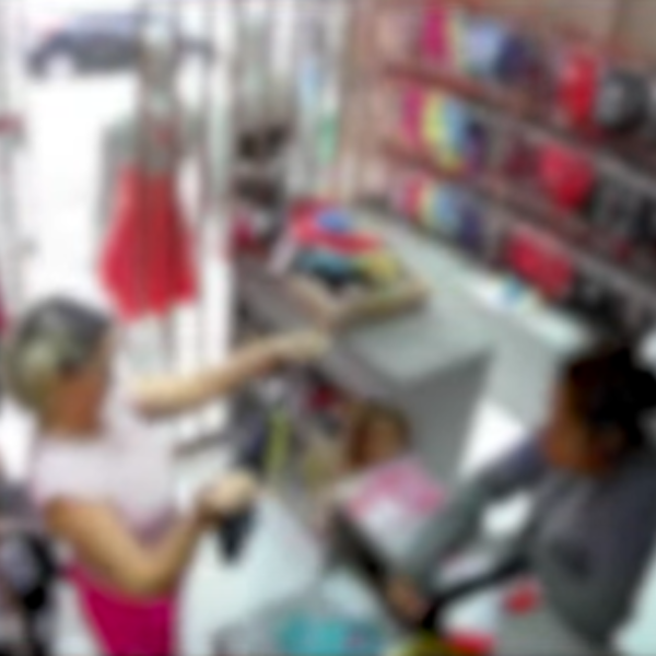 câmera de segurança mostra furto de loja de calcinhas em londrina