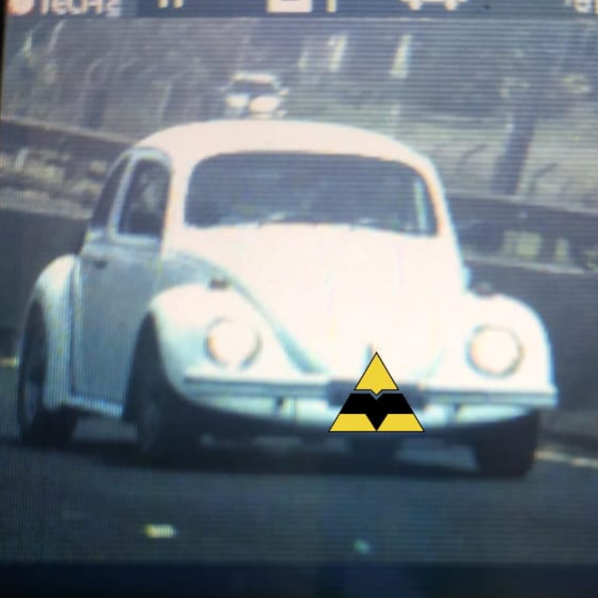  Fusca a 122 km/h em rodovia no Paraná 