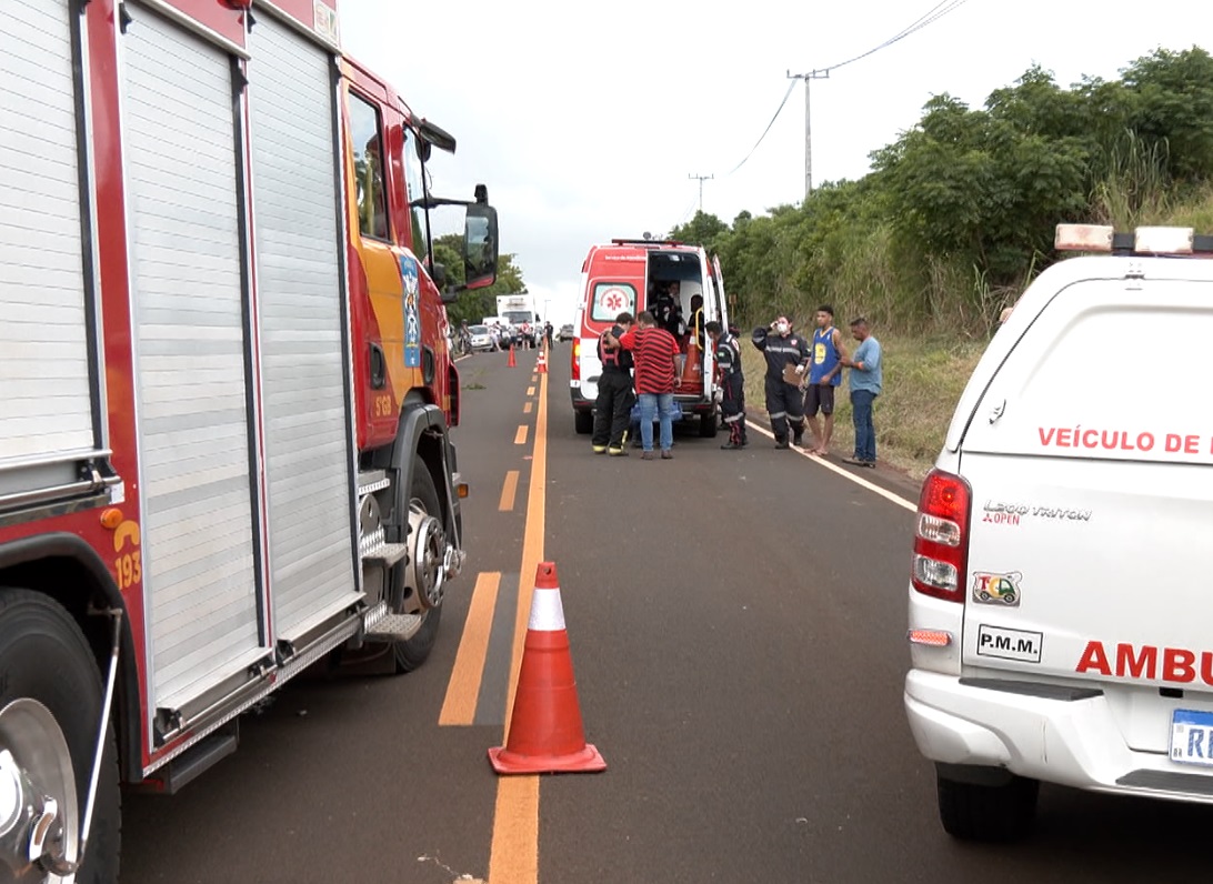  Gestante ejetada de veículo durante acidente na PR-552 