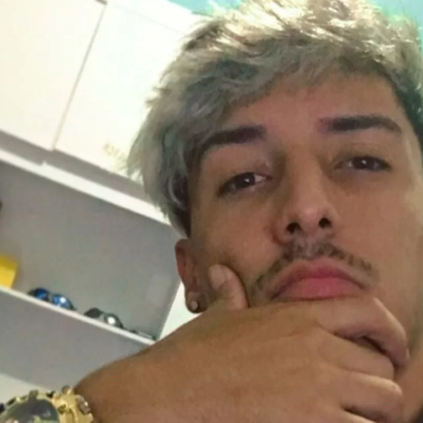 Carlos Henrique teria se relacionado com adolescente