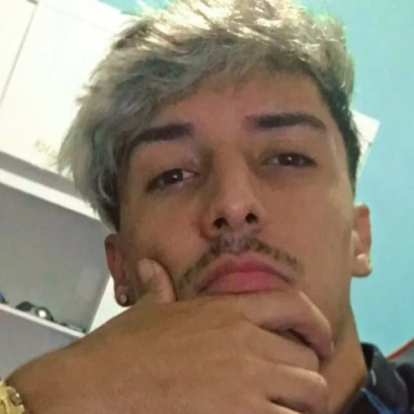 Influencer é encontrado morto enterrado em quintal; amigo de infância é o suspeito