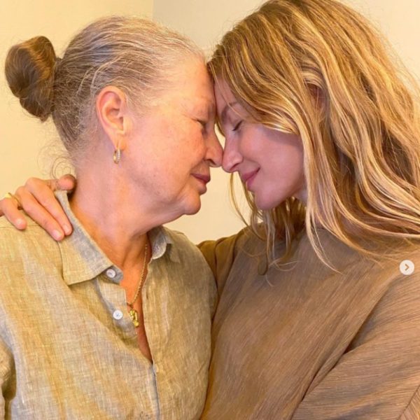 Gisele Bündchen e a mãe