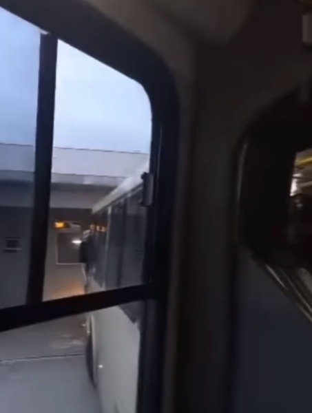 passageiro passa mal ônibus invade upa paraná