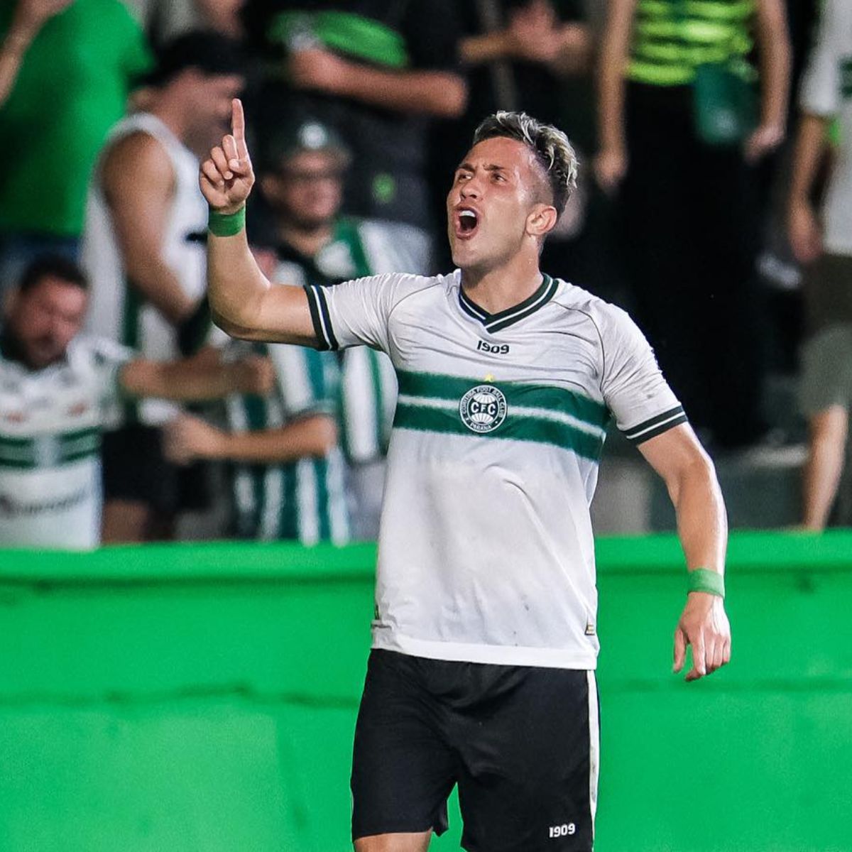  Matheus Frizzo no Coritiba 