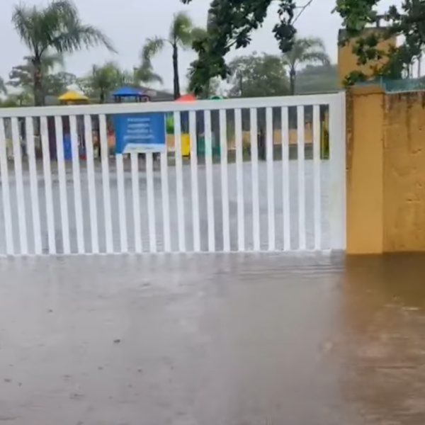 Temporais atingem o PR, SP e SC podem provocar estragos