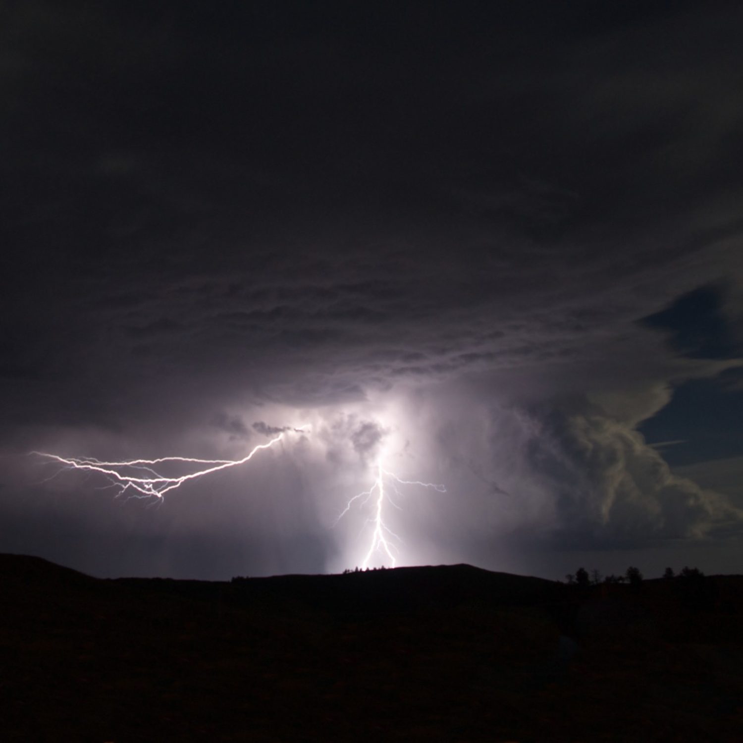  alertas amarele e larajna tempestades paraná 