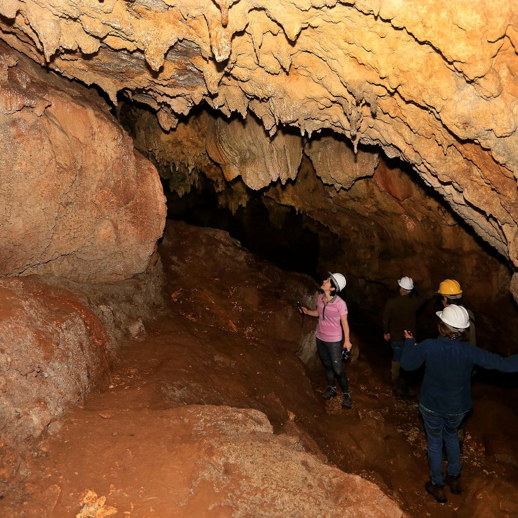  Gruta dos Jesuítas 