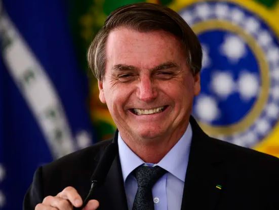Bolsonaro chegou em São Paulo neste sábado (24)