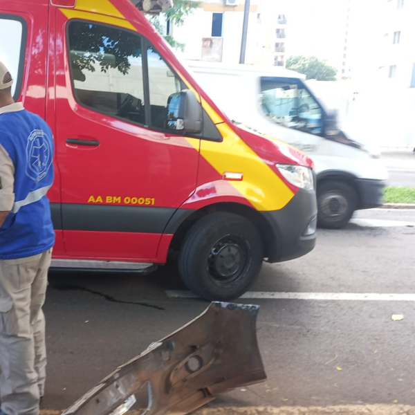 Jovem pegou carro da mãe