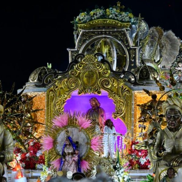Carnaval 2024: Confira qual é a escola de samba campeã do Rio de Janeiro