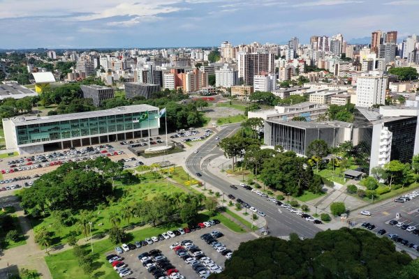 Serviços públicos estaduais no Paraná terão alterações no seu funcionamento e ajuste nos horários em virtude ao feriado de Carnaval