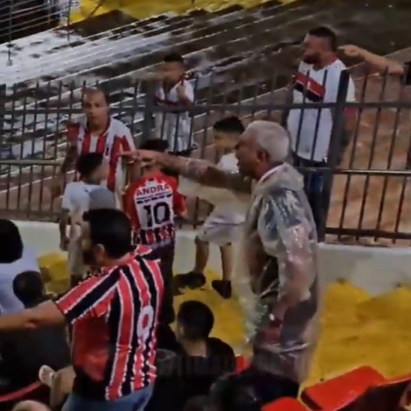 Crianças são alvos de xingamentos durante partida entre Corinthians e Botafogo-SP