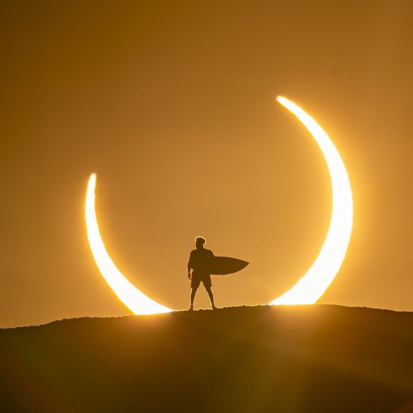 Surfista Italo Ferreira fez fotos no último eclipse solar que ocorreu