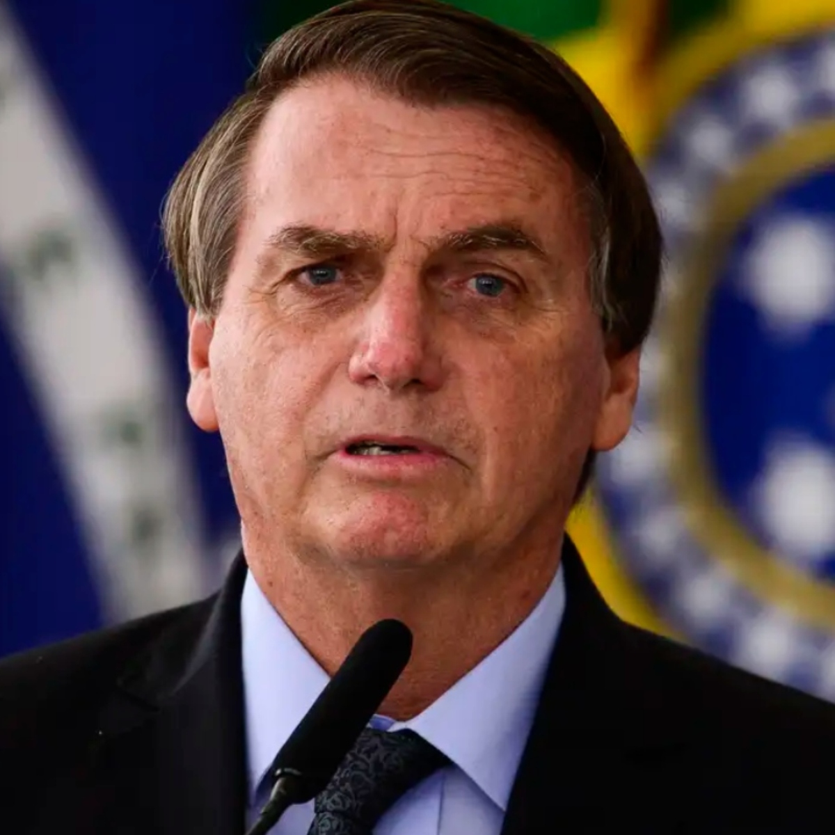 Advogados de Bolsonaro pedem ao STF que passaporte seja devolvido 