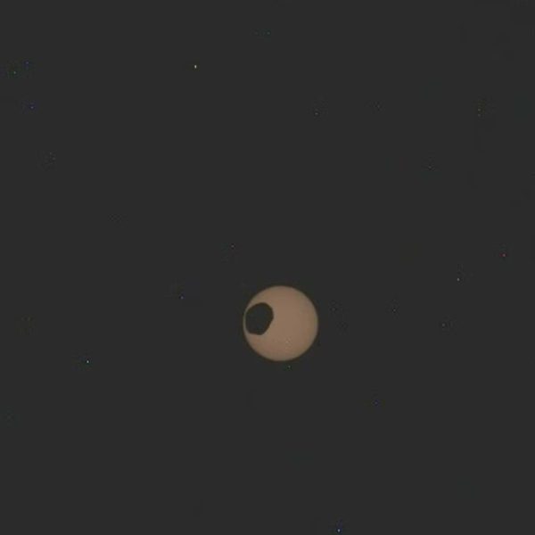 Eclipse em Marte é registrado por sonda da NASA