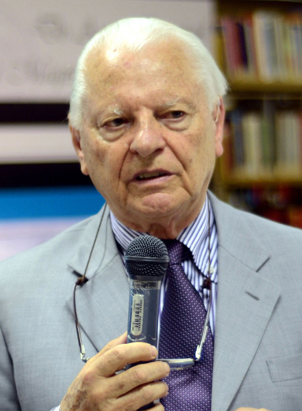 ex-senador e ex-deputado federal pelo Paraná, Nivaldo Krüger