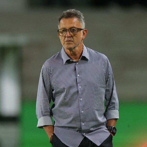 Juan Carlos Osorio, técnico do Athletico, detona o nível do Atletiba