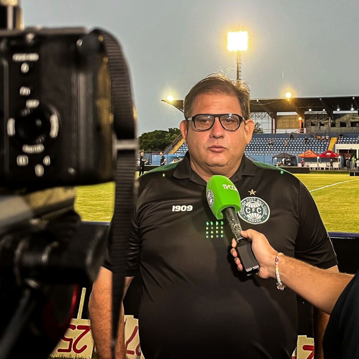  Guto Ferreira, técnico do Coritiba 