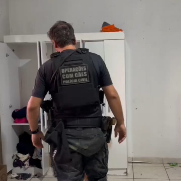 Suspeitos de homicídios alvos de operação do PR