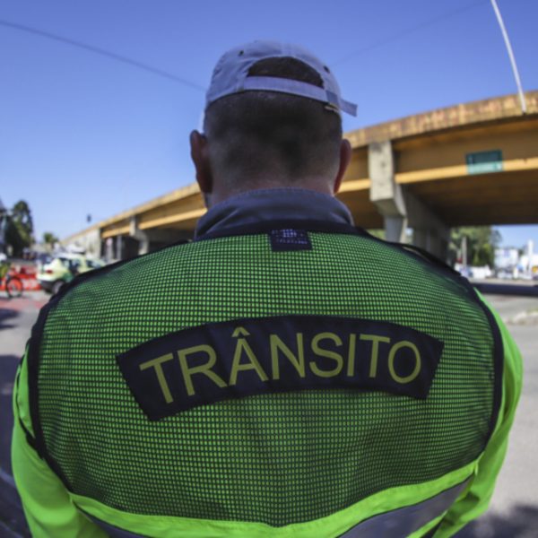 trânsito de Curitiba domingo