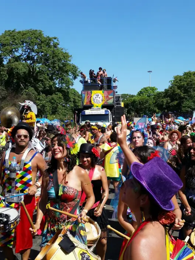 Carnaval é feriado? Esclareça dúvidas sobre o assunto