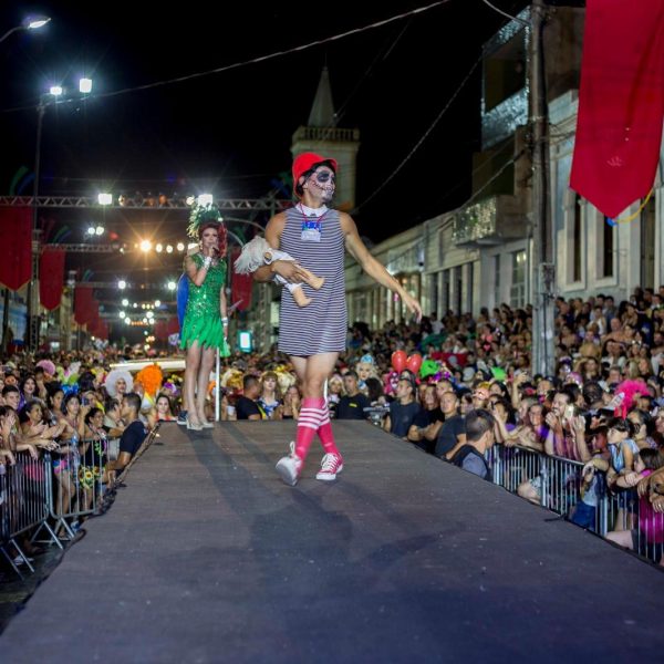 Carnaval no Paraná deve reunir mais de 1 milhão de foliões; veja