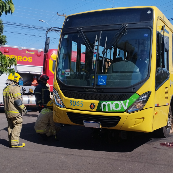 Motociclista acidente ônibus Londrina