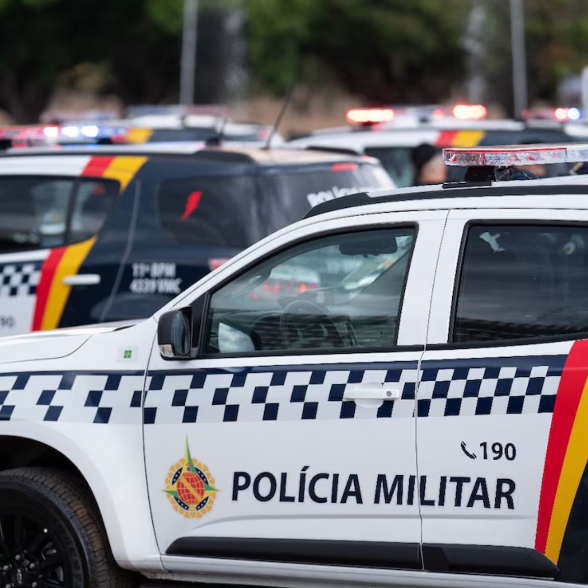  Adolescente esfaqueia três pessoas em escola no Distrito Federal 